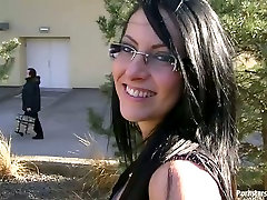 Four eyed brunette whore gives blowjob in public