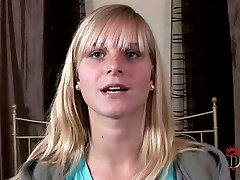 Amateur blonde fight liebelib shows her big natural knockers