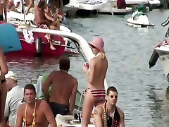 Hot Babes Party Hard On Boat During Spring Break