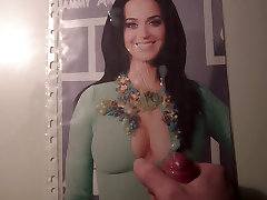 Cum on Katy Perry