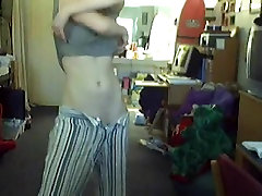 Amateur Wife Nude On Webcam