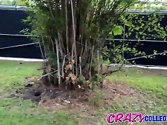 Brookesummers在喷泉的乐趣-CrazyCollegeGFs