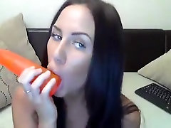 Record private pussy closeing with webcam brunette model Esscada