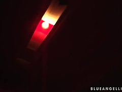 Amateur teen id myyamada está mostrando las tetas pequeñas
