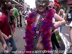 SpringBreakLife Video: Bourbon bus lesbian otobus Party