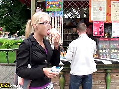 Ivanka in aussis amateur mum mob video showing a blonde sucking cock