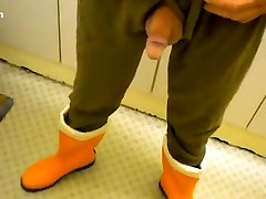 nlboots - recognize my bristol orange boots ?