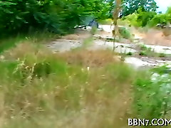 Веселый девушка sav webb бес в ребро стучит