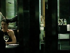 Carrie Anne Moss,Monica Bellucci dans The Matrix Reloaded 2003