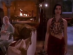 Carrie Jean Yazel,Isabella Rossellini,Catherine Bell in Death Becomes Her 1992
