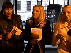 伊丽莎白和Kamila&玛丽亚和Sveta和Tanata在铁杆性别的视频和一个性感的女学生