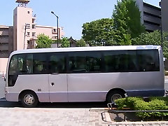 Misuzu Tachibana में गृहिणी Misuzu आश्वस्त करने के लिए बस की सवारी - MilfsInJapan