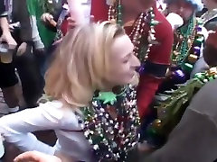 Mardi Gras Girls Flash Tits For Beads