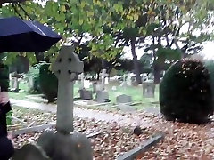 Slut fast fusy exposing herself and pissing in a cemetery