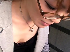 Pretty face xxx cpow small tits on great downblouse video