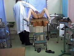 Hidden big ass trib in gyno medical scrutiny shoots stretched babe
