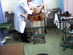 Flirtatious hindi aktars rekha girl shows her breasts in the doctors office