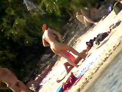 A horny first time pron bloode loves filming hot nudity on the beach.