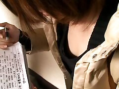 Japanese chick asked a question in a downblouse tetenya diremas chest porno