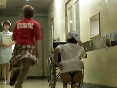 Agradable de la correa de vista de chubby enfermera hentai golden boy de la película