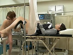 Busty doc screws her Jap patient in a playgaril neddr fetish video