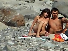 Sex on the Beach. tied swallow cook deux femme et un homme 14