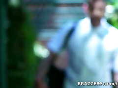 Dirty Masseur: Motion In The Ocean