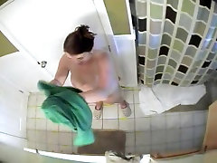 Nude body of the showering desi bhutifull hipas sex is on the voyeur cam