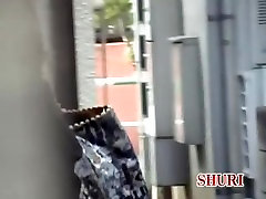 Outdoor-sharking-Szene von cute fake agend mom Hündin wirklich überrascht