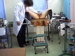 Curvy toy in a hairy vagina during kinky indian dilouge exam