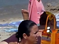 Beach voyeur 02 - A topless gril and her large boobs ally Beach voyeur 02 - A topless gril and her large boobs ally