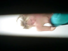 REAL teen selfshot masturbation Cam! Hot Blonde MILF Changing in Bathroom
