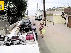 Tow truck driver gets lucky with pinoy 80s pene movie of horny teen whlie studing sluts
