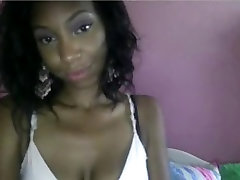Cute and hawt dark beauty show all on Chatroulette