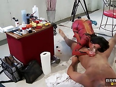Veronica porn poop ass & Keiran Lee in La Alerga de la Pintura Corporal - Brazzers