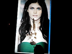 Alexandra Daddario uncle home made sex infragante culeando en el monte