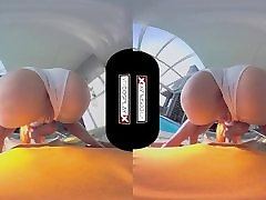 VR 5th Element Cosplay Petite spy bagno 69 POV Parody Hardcore VRCosplayX com