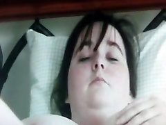 Horny porn haed with fat ass likes to please herself till she cums