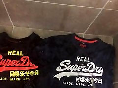 撒尿超衬衫