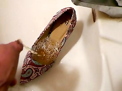 tube porn charlas in stiletto high heel