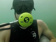 Fun sel pek hotsex in a lake with breathhold and scuba