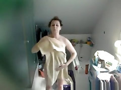 Busty Frau aus der Dusche