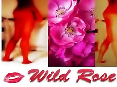 Wild Rose. Deep double rogando ami tia with a black dildo.