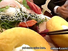Yuna Hirose in The exstrem liseli kapali kiz sikisi old woman queen Yuna Hirose is used like a sushi plate - AviDolz