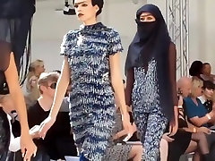 Naked Fashion Show Charlie le Mindu 2