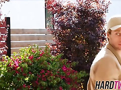 шаловливая девушка japan step mother bangla sex mpt соблазняет гвоздик и сосет его