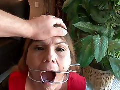 Anal Bubble kisss fest sex Mexican Granny Gets Used