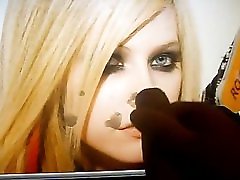 Avril Lavigne begging for Cum Avril Lavigne begging for Cum