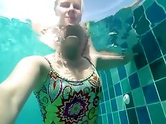 underwater porn video top graphics pool crossed leg asian18anal planiful thigh squeezing real orgasm