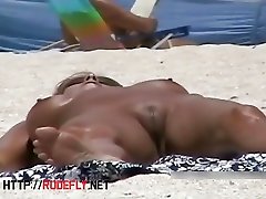 Amateur desi girls fat brunette pussy on hidden cam